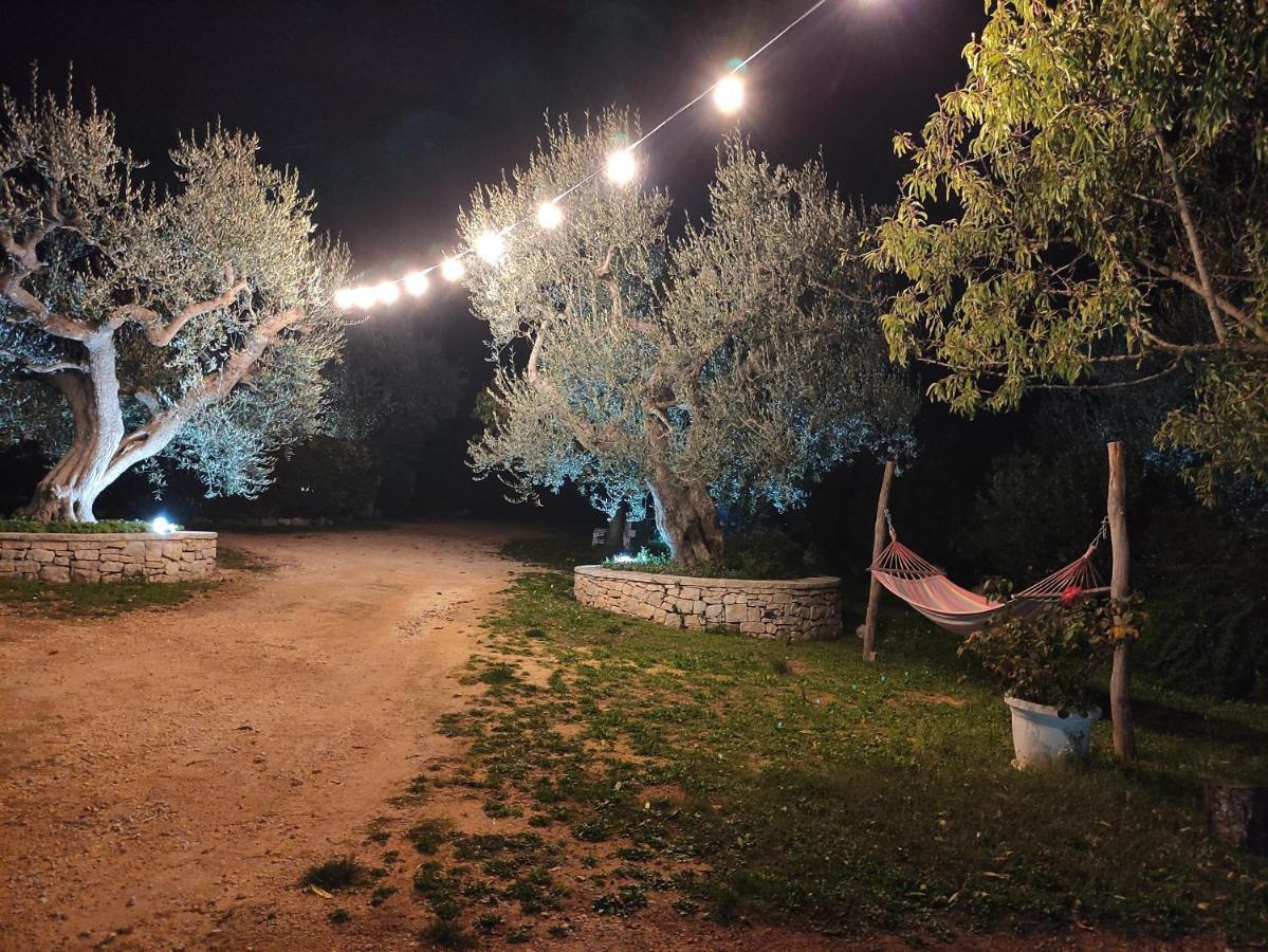 Trulli Barsento Guest House Alberobello Bagian luar foto