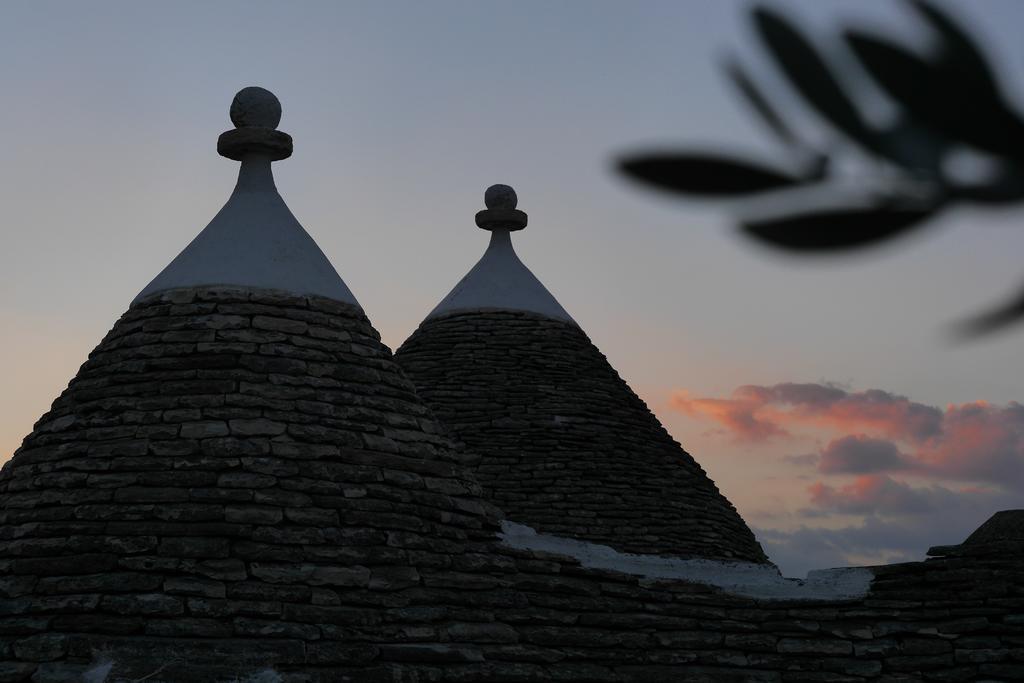 Trulli Barsento Guest House Alberobello Bagian luar foto