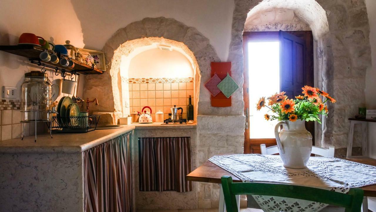 Trulli Barsento Guest House Alberobello Bagian luar foto